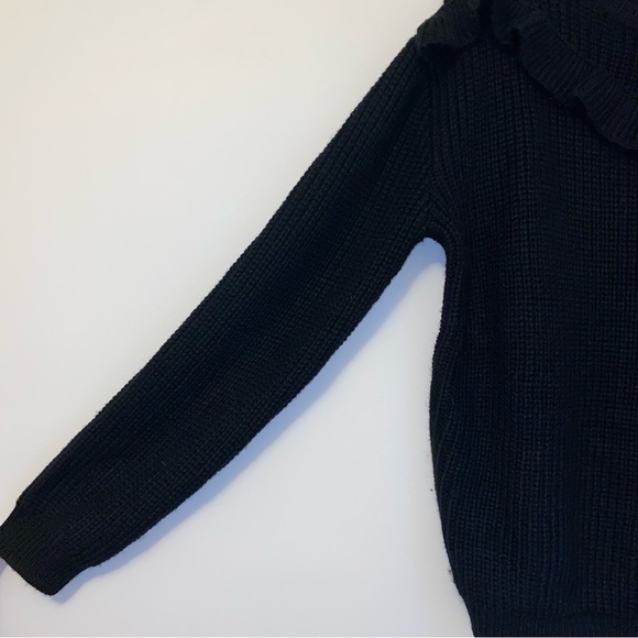Hilary MacMillan Black Sweater With Ruffle NWT - Picture 3 of 6